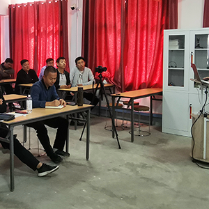 10��20��ɽ�|���x���ؙCе���޹�˾�e�k���p���Tʽ��ץ�����ؙC������Ӗ�n��